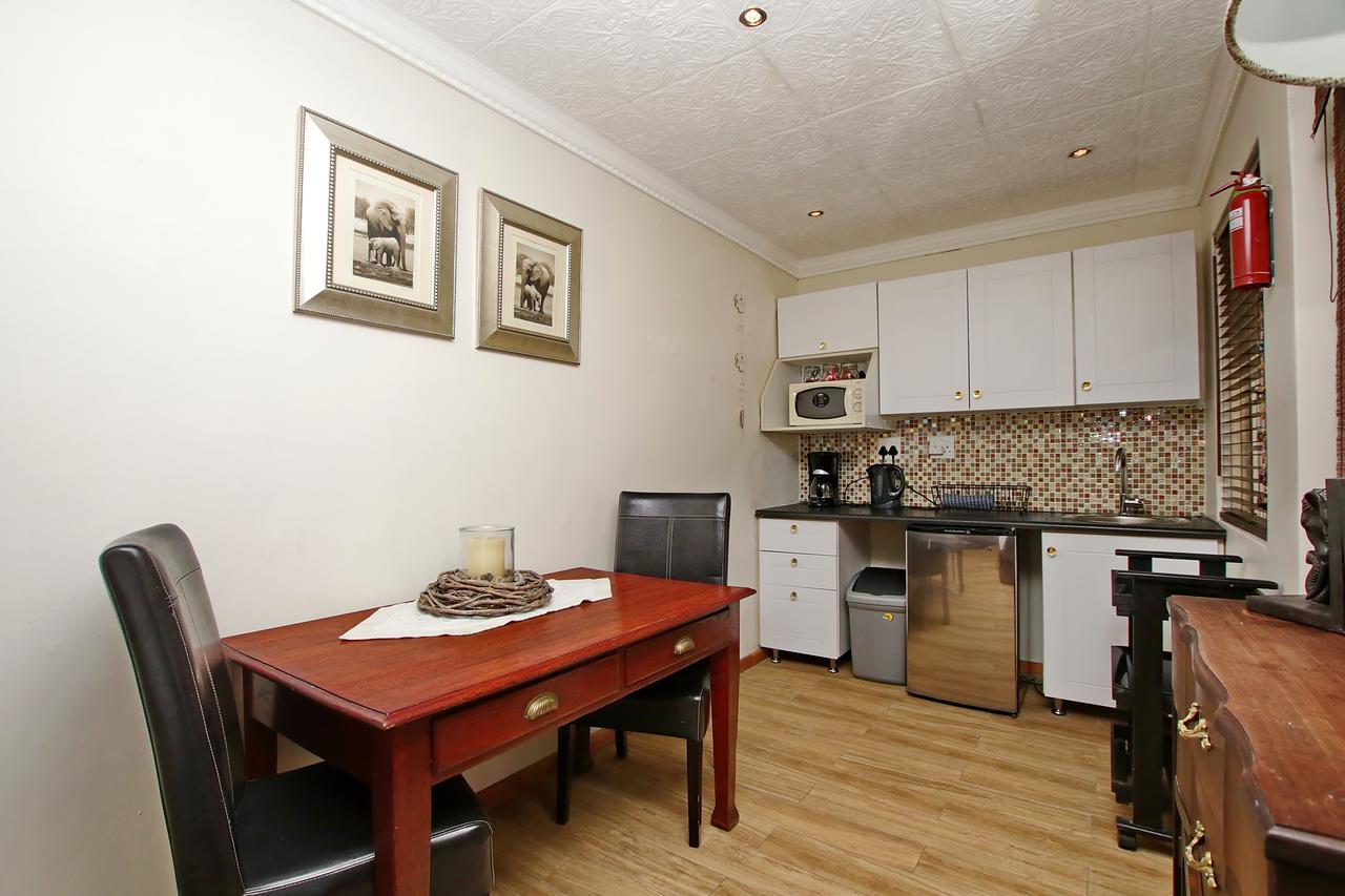 Arum Place Guest House Johannesburg Esterno foto